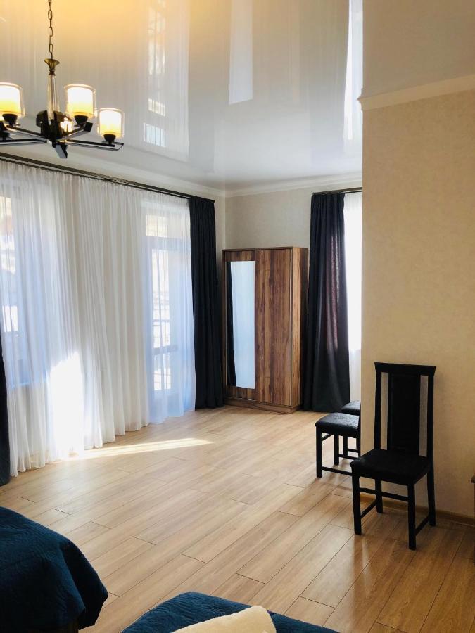 Wander Kazbegi Hotel Εξωτερικό φωτογραφία