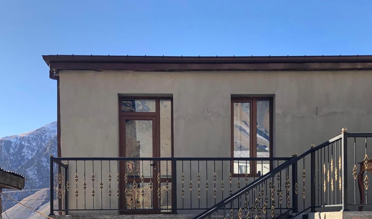 Wander Kazbegi Hotel Εξωτερικό φωτογραφία